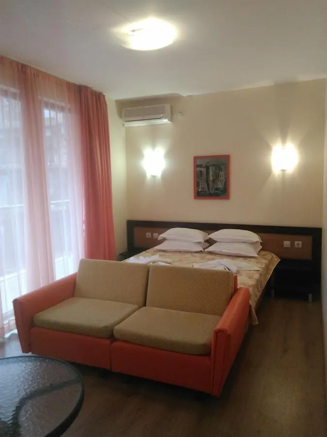 Guest House La Rose Sozopol 3*,